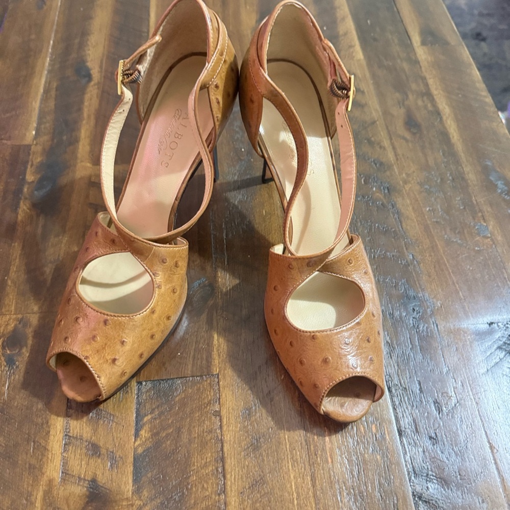 Talbots Brown Peep-Toe Heels size 8.5